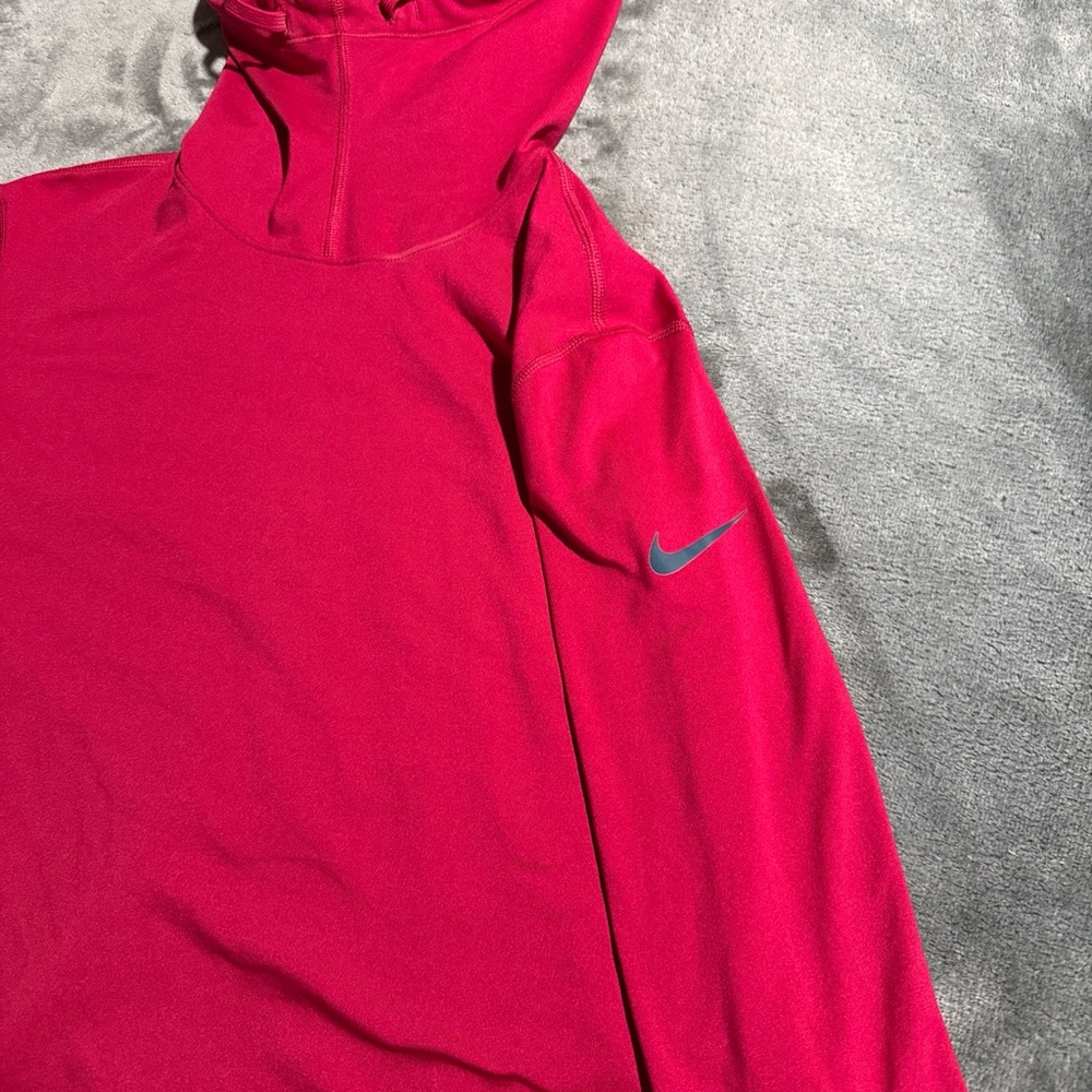 Nike Red Hooded Dri-Fit Performance Top - Picture 4 of 4